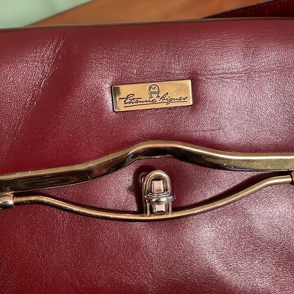 Vintage Etienne Aigner handbag - Picture 12 of 17